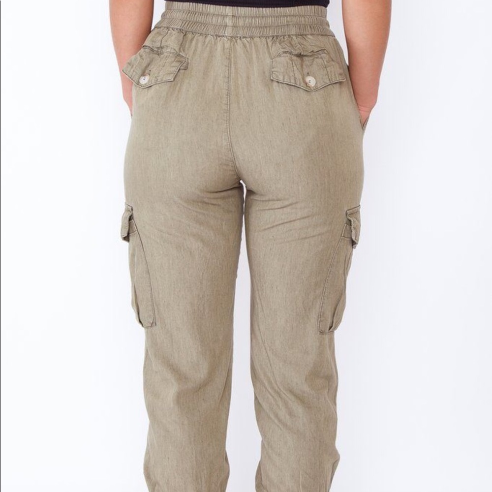 Green cargo joggers 💚 - Picture 6 of 6